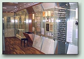 St�l� expozice Liter�rn� tvorba v terez�nsk�m ghettu